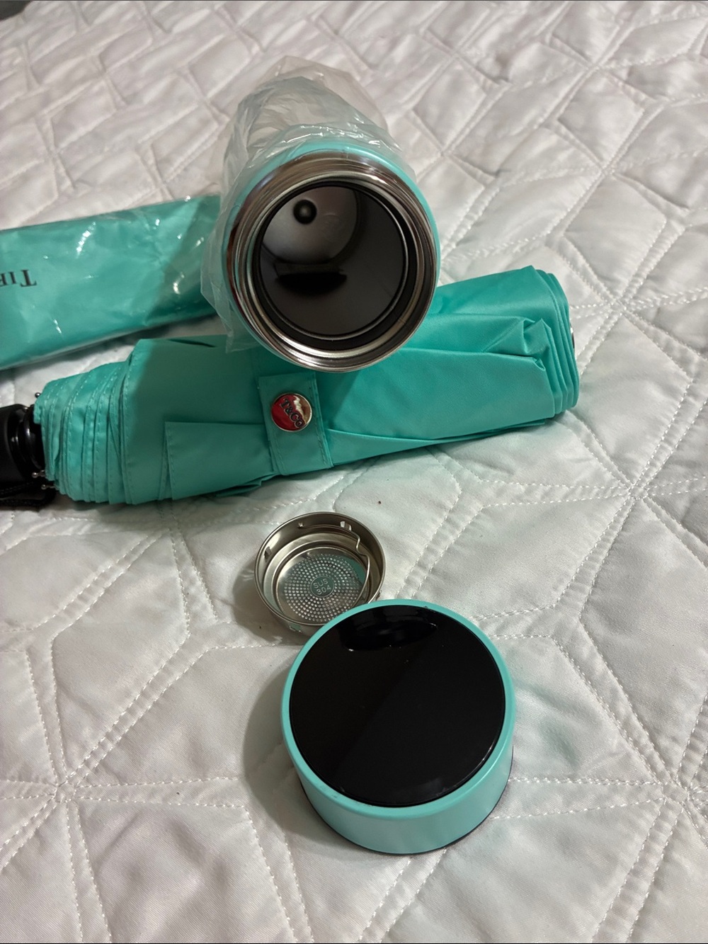 Tiffany & Co. Umbrella Thermos and Pen Gift set New in Box - Picture 7 of 10